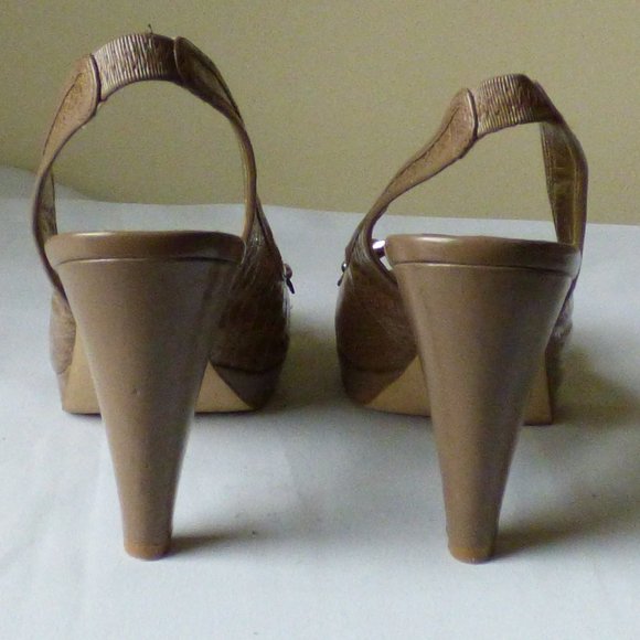 Slingback Peeptoe Heel, Size 8.5, Taupe - Picture 3 of 6